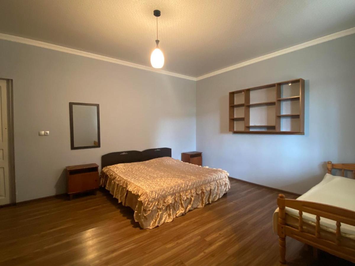Natia Guest House 科布列季 外观 照片
